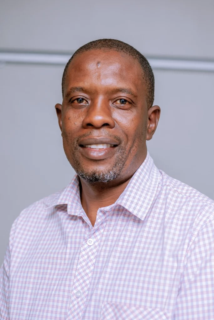 Head shot of Dr. Tapiwa Mujakachi, President of CILT Zimbabwe.