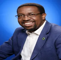 Head shot of Ronald Mlalazi, CEO of Commerce Edge.